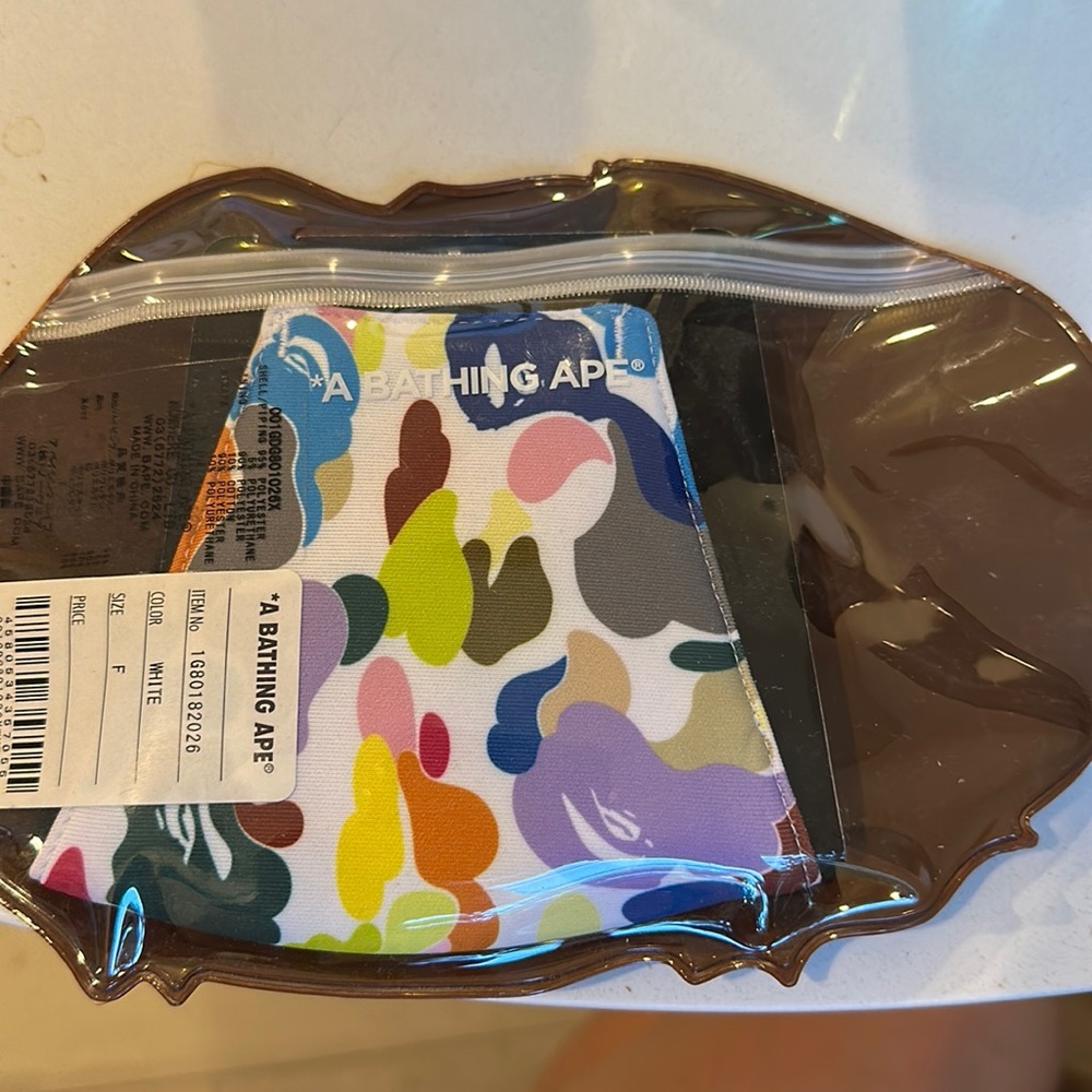 A Bathing Face Mask